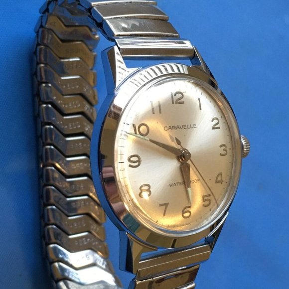 Vintage 1965 Caravelle Bulova M6 Waterproof Men's Watch Hand Wind runs - Picture 3 of 11